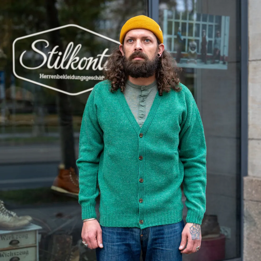 Saddle Shoulder V Cardigan Pixie