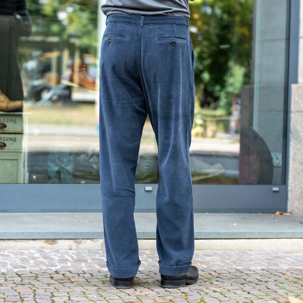 Sune Pleated Wide Cut Trousers Dusty Navy