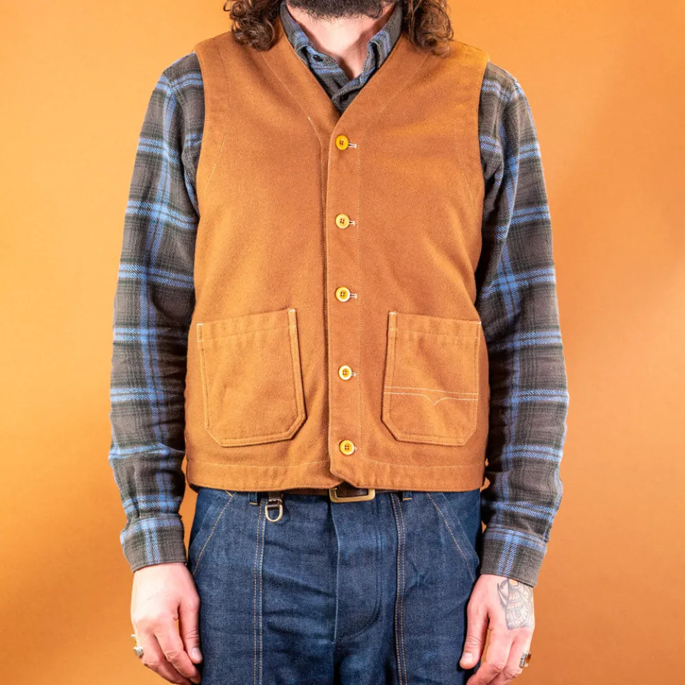 Wool Vest Duck Brown